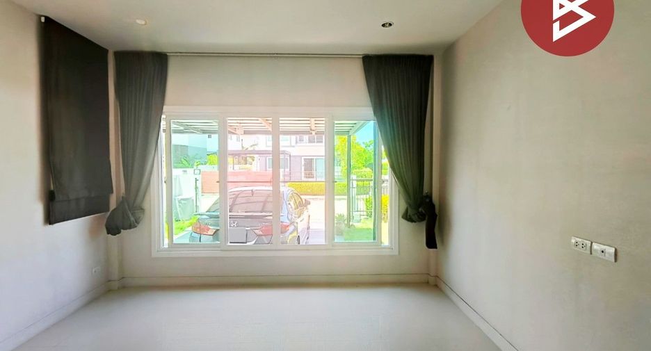 Casa en venta de 4 habitaciones en Bang Phli, Samut Prakan