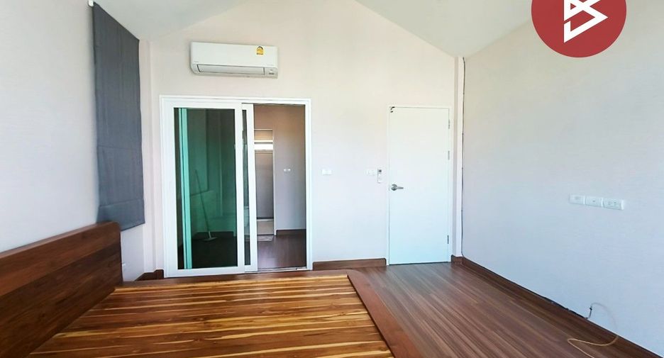 Casa en venta de 4 habitaciones en Bang Phli, Samut Prakan