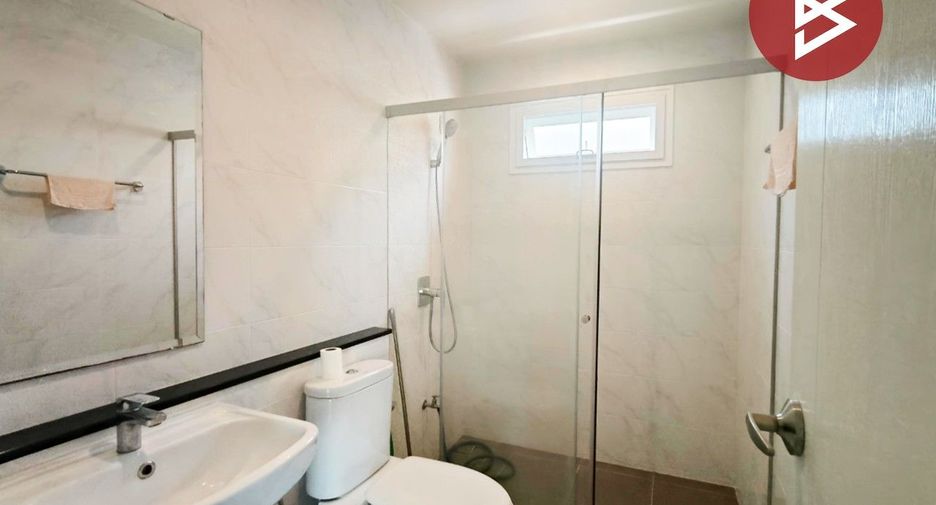 Casa en venta de 4 habitaciones en Bang Phli, Samut Prakan