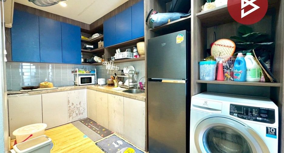 À vendre 3 chambres maison de ville à Bang Phli, Samut Prakan
