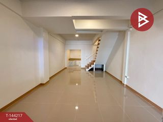 For sale 2 bedrooms townhouse in Mueang Samut Prakan, Samut Prakan