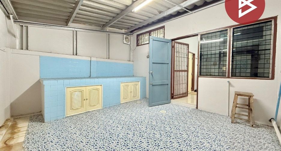 Reihenhaus zum Kauf mit 2 Zimmer in Mueang Ratchaburi, Ratchaburi