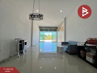 For rent そして for sale 3 ベッドルーム retail Space in Mueang Chon Buri, Chonburi