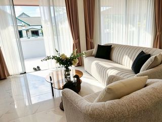 For rent 4 bedrooms villa in Bang Lamung, Chonburi