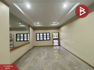 À vendre 3 chambres maison de ville à Mueang Samut Prakan, Samut Prakan