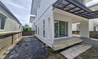 出售 3 卧室 独立屋 在 Bang Phli, Samut Prakan