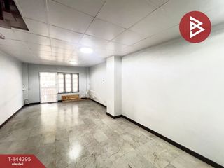À vendre 3 chambres maison de ville à Phasi Charoen, Bangkok