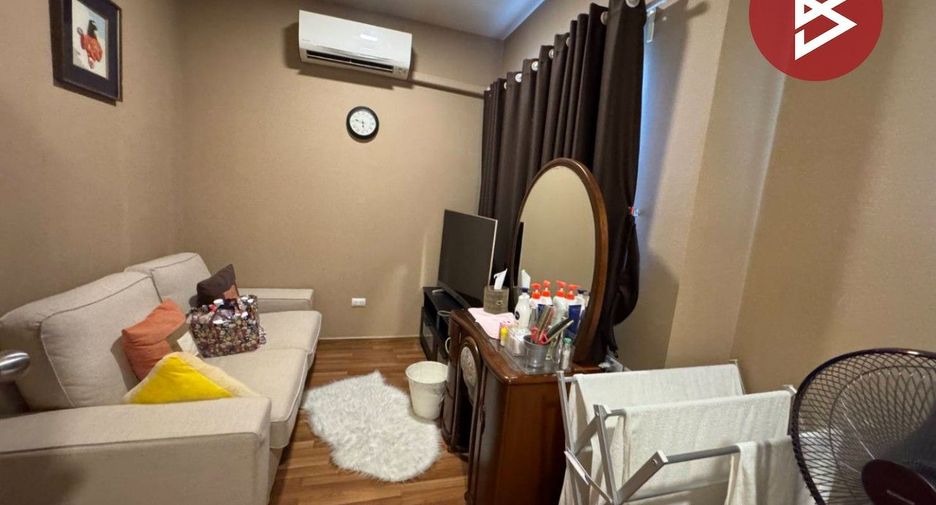 For sale 3 bedrooms townhouse in Ban Pho, Chachoengsao