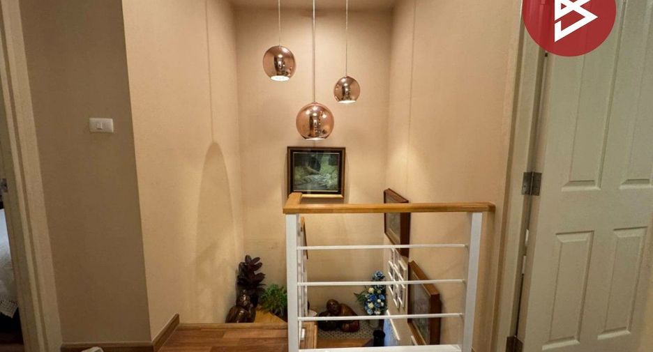 For sale 3 bedrooms townhouse in Ban Pho, Chachoengsao