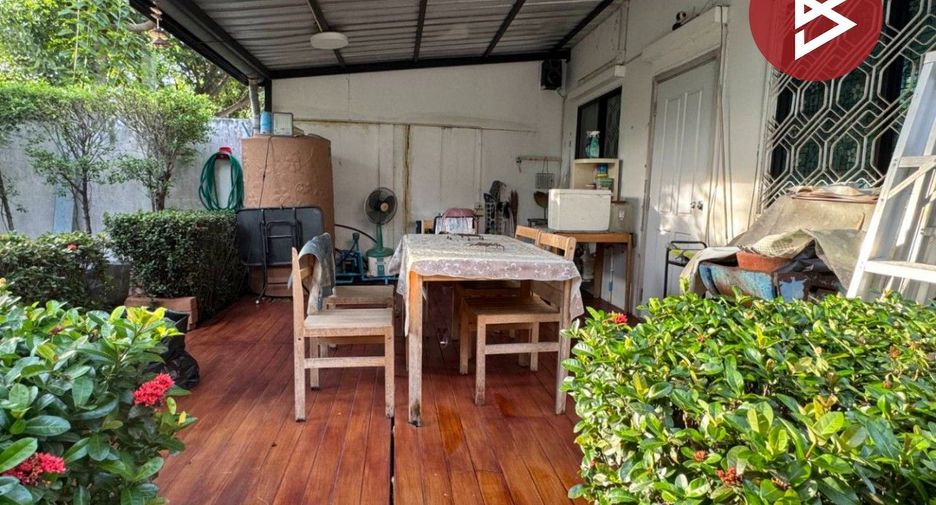 For sale 3 bedrooms townhouse in Ban Pho, Chachoengsao