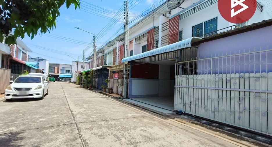Reihenhaus zum Kauf mit 2 Zimmer in Mueang Chon Buri, Chonburi