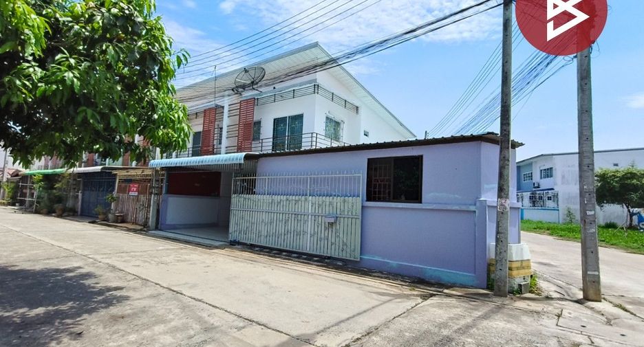Reihenhaus zum Kauf mit 2 Zimmer in Mueang Chon Buri, Chonburi