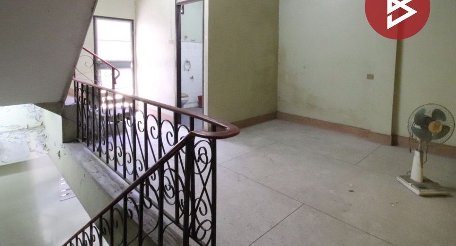 For sale 3 bedrooms retail Space in Bang Na, Bangkok