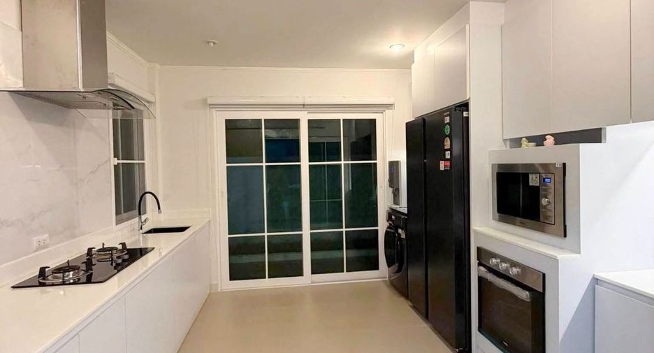 For rent and for sale 3 bedrooms house in Mueang Phuket, Phuket