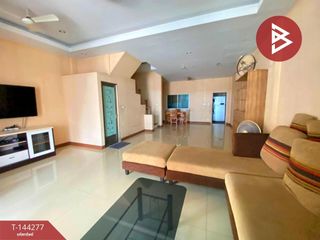 For sale 4 bedrooms townhouse in Bang Khun Thian, Bangkok