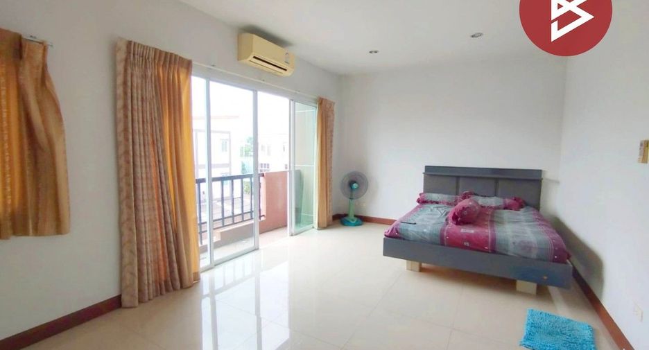 For sale 4 bedrooms townhouse in Bang Khun Thian, Bangkok