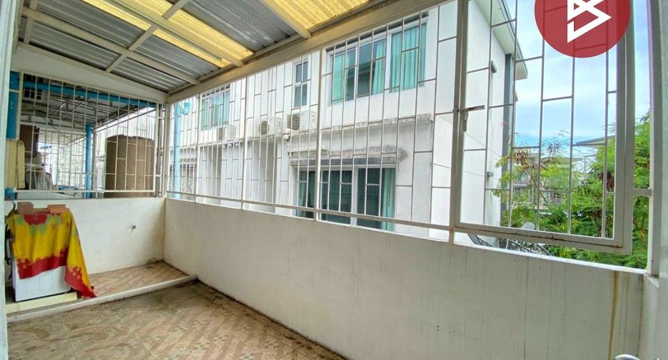 For sale 4 bedrooms townhouse in Bang Khun Thian, Bangkok