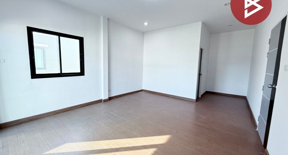 For sale 3 bedrooms house in Mueang Chon Buri, Chonburi