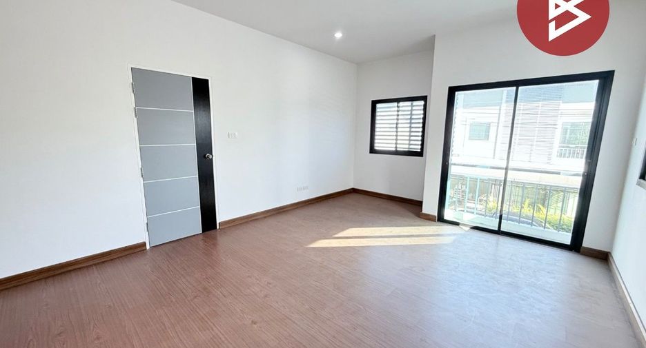 For sale 3 bedrooms house in Mueang Chon Buri, Chonburi