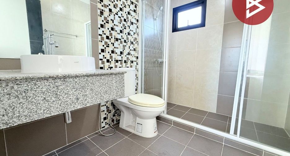 For sale 3 bedrooms house in Mueang Chon Buri, Chonburi