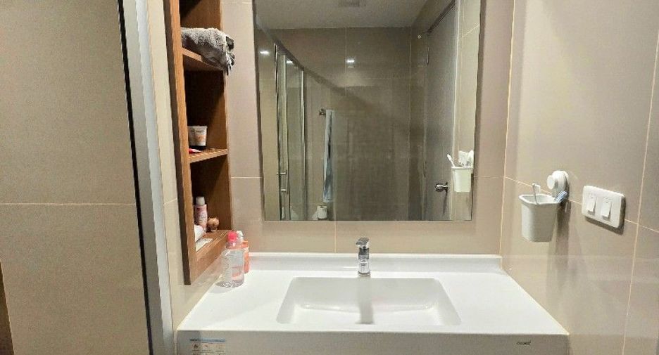 For sale 1 bed condo in Phaya Thai, Bangkok