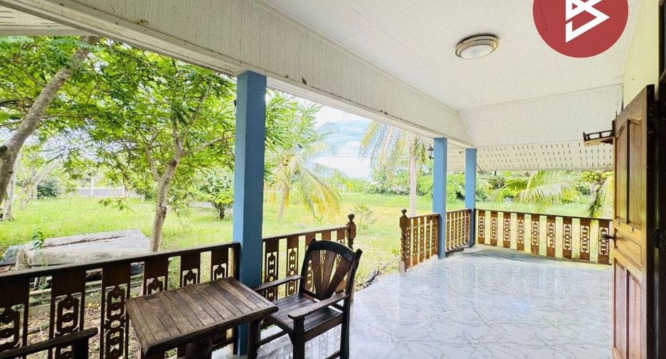 Haus zum Kauf mit 1 Zimmer in Tha Yang, Phetchaburi