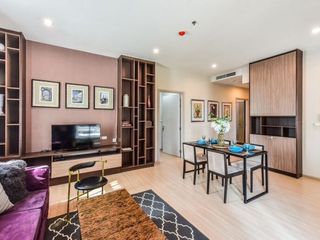 Condo en alquiler de 3 habitaciones en Watthana, Bangkok