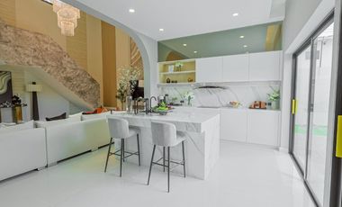 Продажа 5 спальни вилла в Huay Yai, Паттайя