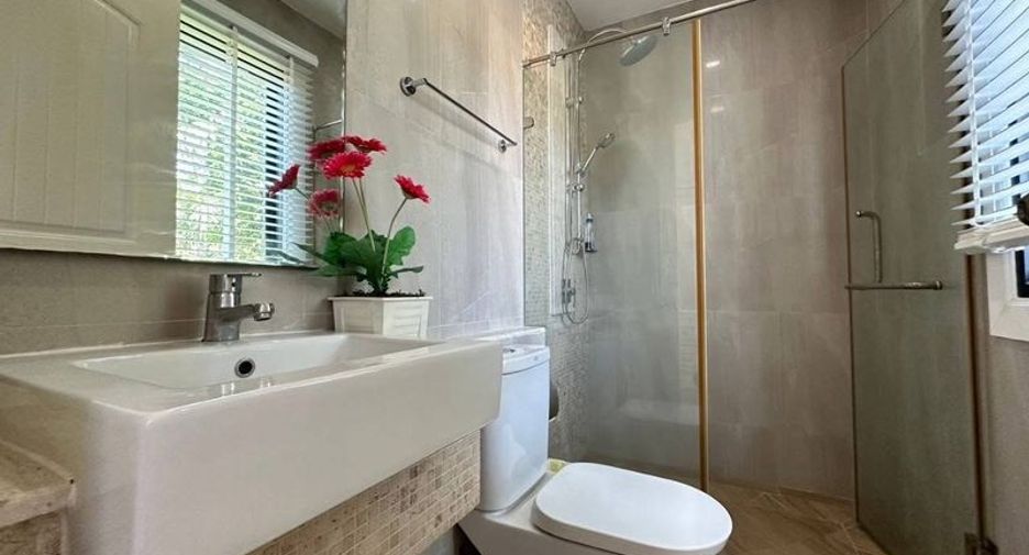 À vendre 3 chambres maison à Sattahip, Chonburi