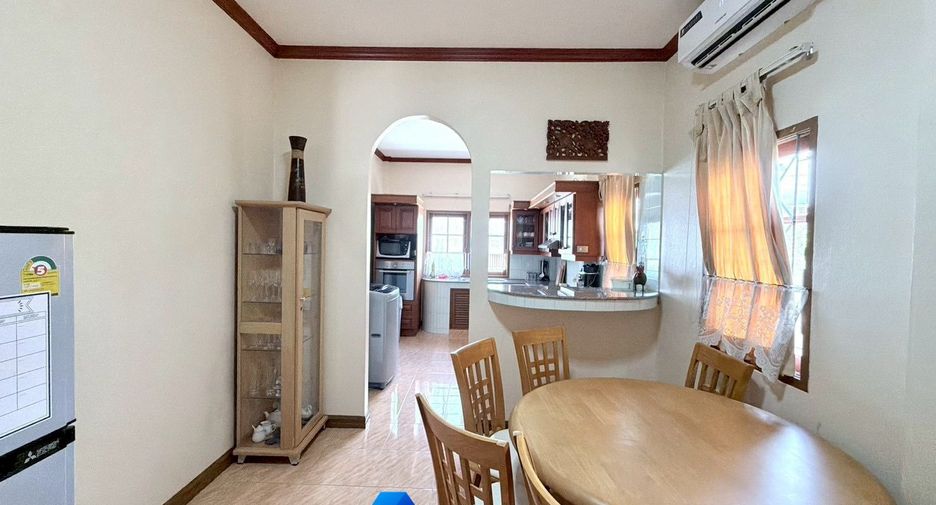 For rent 3 bedrooms villa in Hua Hin, Prachuap Khiri Khan
