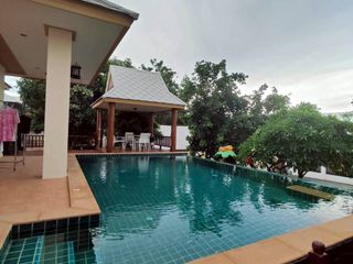 For rent 3 bedrooms villa in Bang Lamung, Chonburi