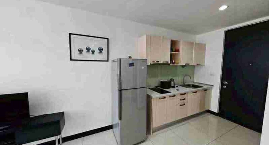 For sale studio condo in Pratumnak, Pattaya