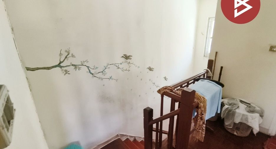 For sale 3 bedrooms townhouse in Mueang Samut Prakan, Samut Prakan