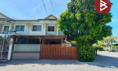 For sale 3 bedrooms townhouse in Mueang Samut Prakan, Samut Prakan