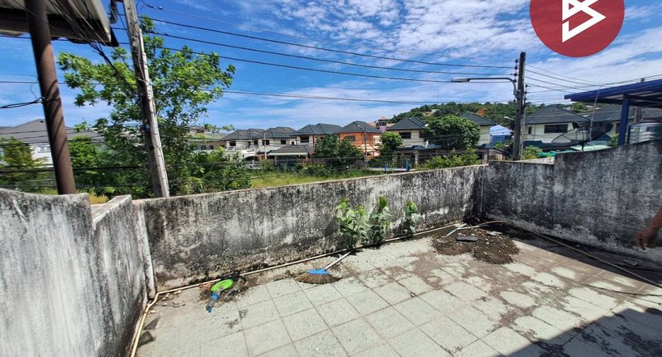 Продажа 3 спальни таунхаус в Mueang Chon Buri, Чонбури