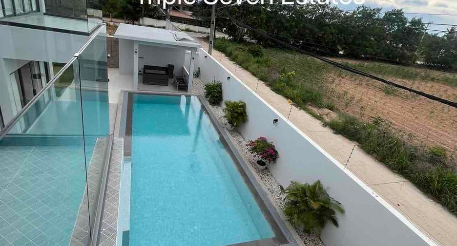 For sale そして for rent 4 ベッドルーム villa in East Pattaya, Pattaya