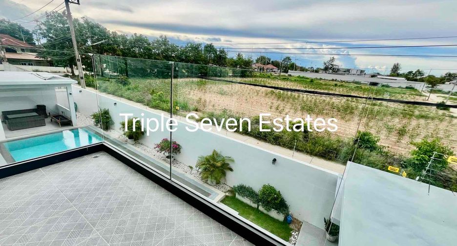 For sale そして for rent 4 ベッドルーム villa in East Pattaya, Pattaya