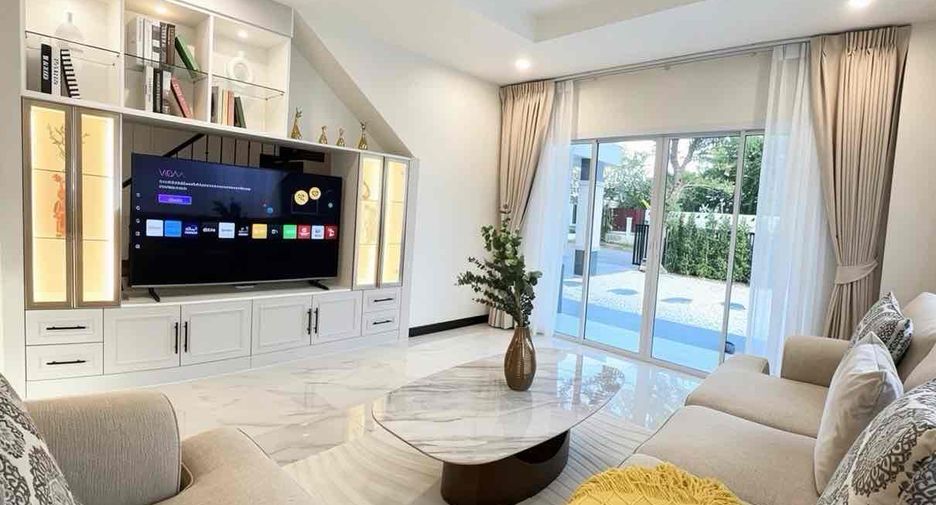 Villa zum Kauf und zur Miete mit 5 Zimmer in Jomtien, Pattaya