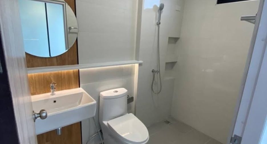 Аренда и продажа 4 спальни таунхаус в Mueang Phitsanulok, Пхитсанулок
