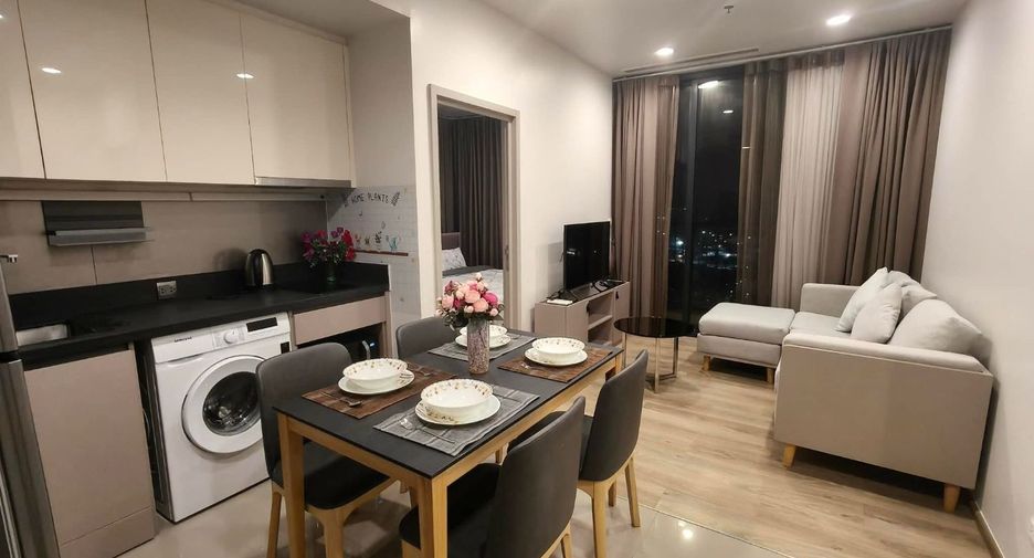 For rent 2 bedrooms condo in Khlong Toei, Bangkok