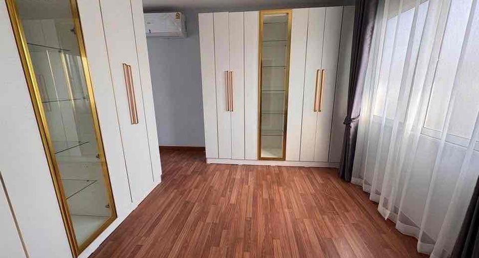For rent 3 bedrooms house in East Pattaya, Pattaya