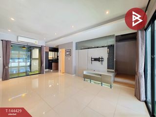 For sale 3 bedrooms townhouse in Mueang Nonthaburi, Nonthaburi