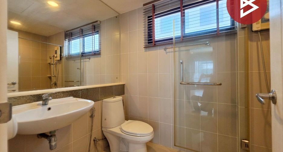 For sale 3 bedrooms townhouse in Mueang Nonthaburi, Nonthaburi