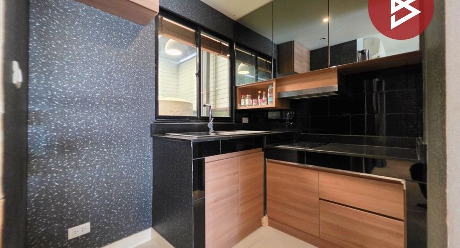 For sale 3 bedrooms townhouse in Mueang Nonthaburi, Nonthaburi