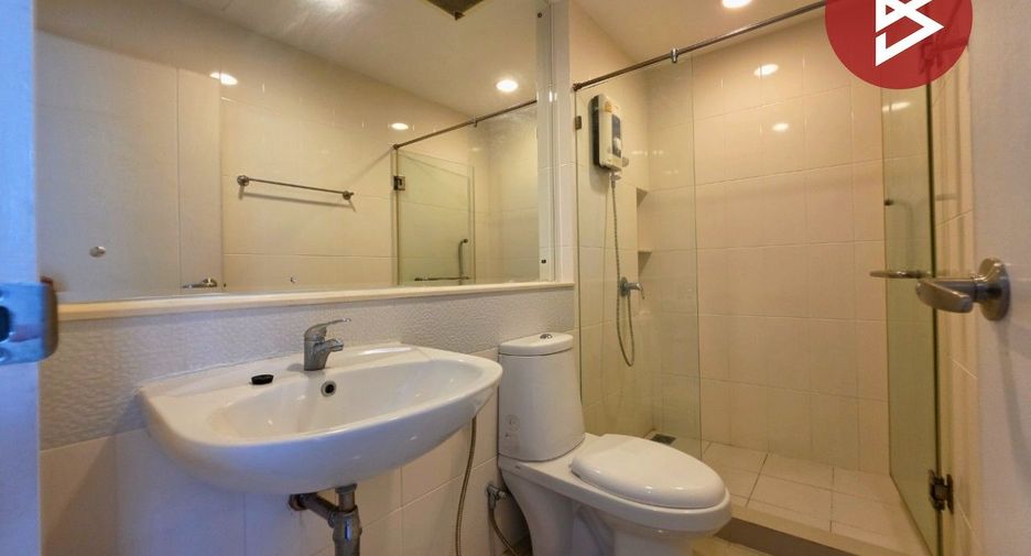 For sale 3 bedrooms townhouse in Mueang Nonthaburi, Nonthaburi