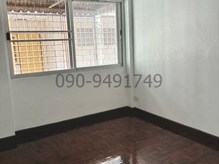 For rent 3 bedrooms townhouse in Bang Na, Bangkok