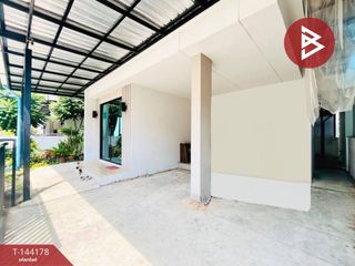 For sale 4 bedrooms house in Bang Pakong, Chachoengsao