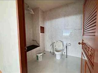 Casa en venta de 12 habitaciones en Khlong San, Bangkok