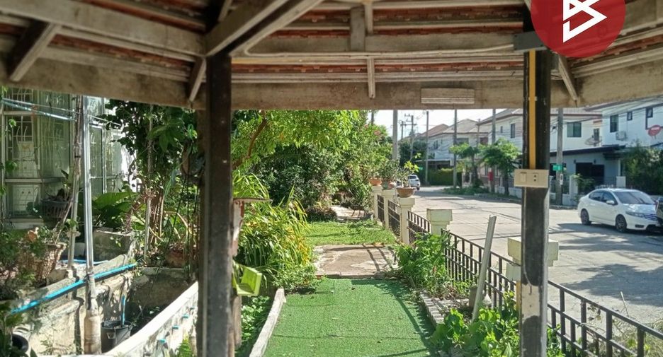 Casa en venta de 4 habitaciones en Thanyaburi, Pathum Thani