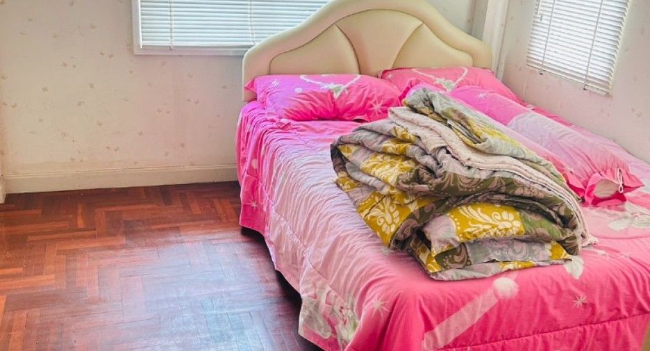 Casa en venta de 4 habitaciones en Thanyaburi, Pathum Thani